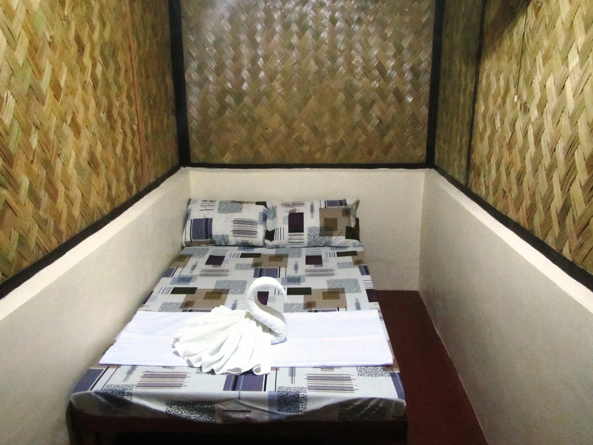 Coron Guapos Guesthouse Экстерьер фото